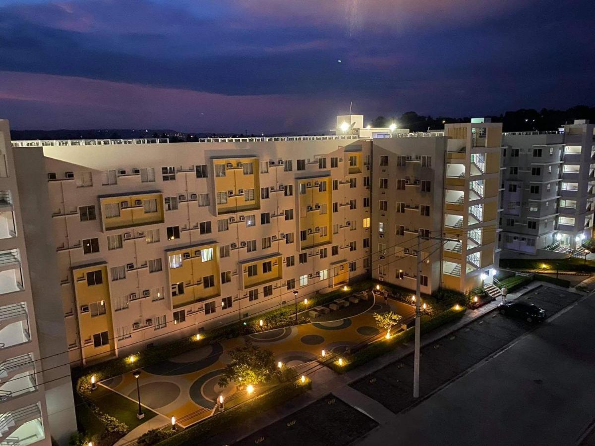 Entire 2Br Condo Unit@8 Spatial Condominium Davao City Exterior foto